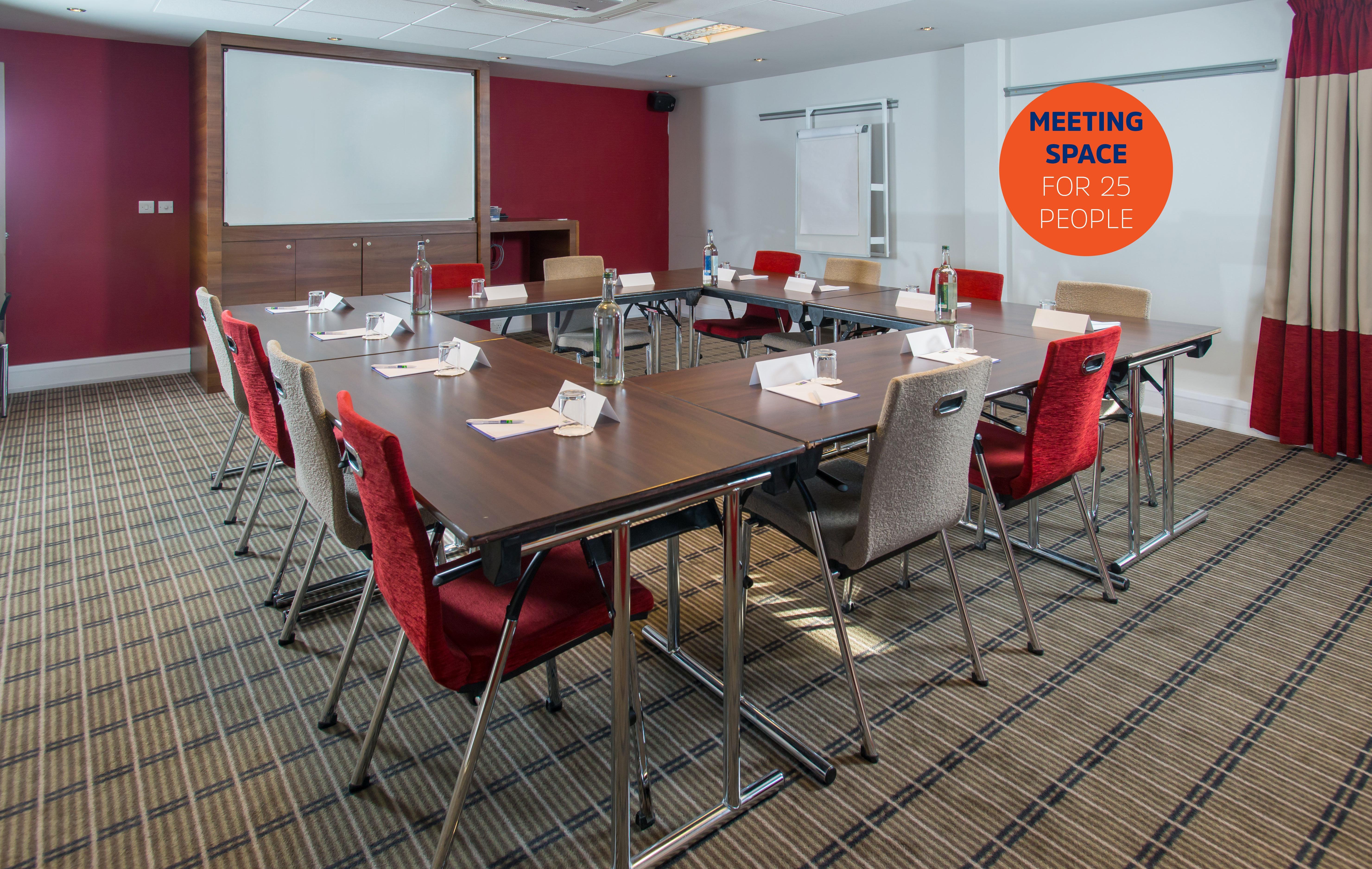 Holiday Inn Express Birmingham Oldbury By Ihg Zewnętrze zdjęcie