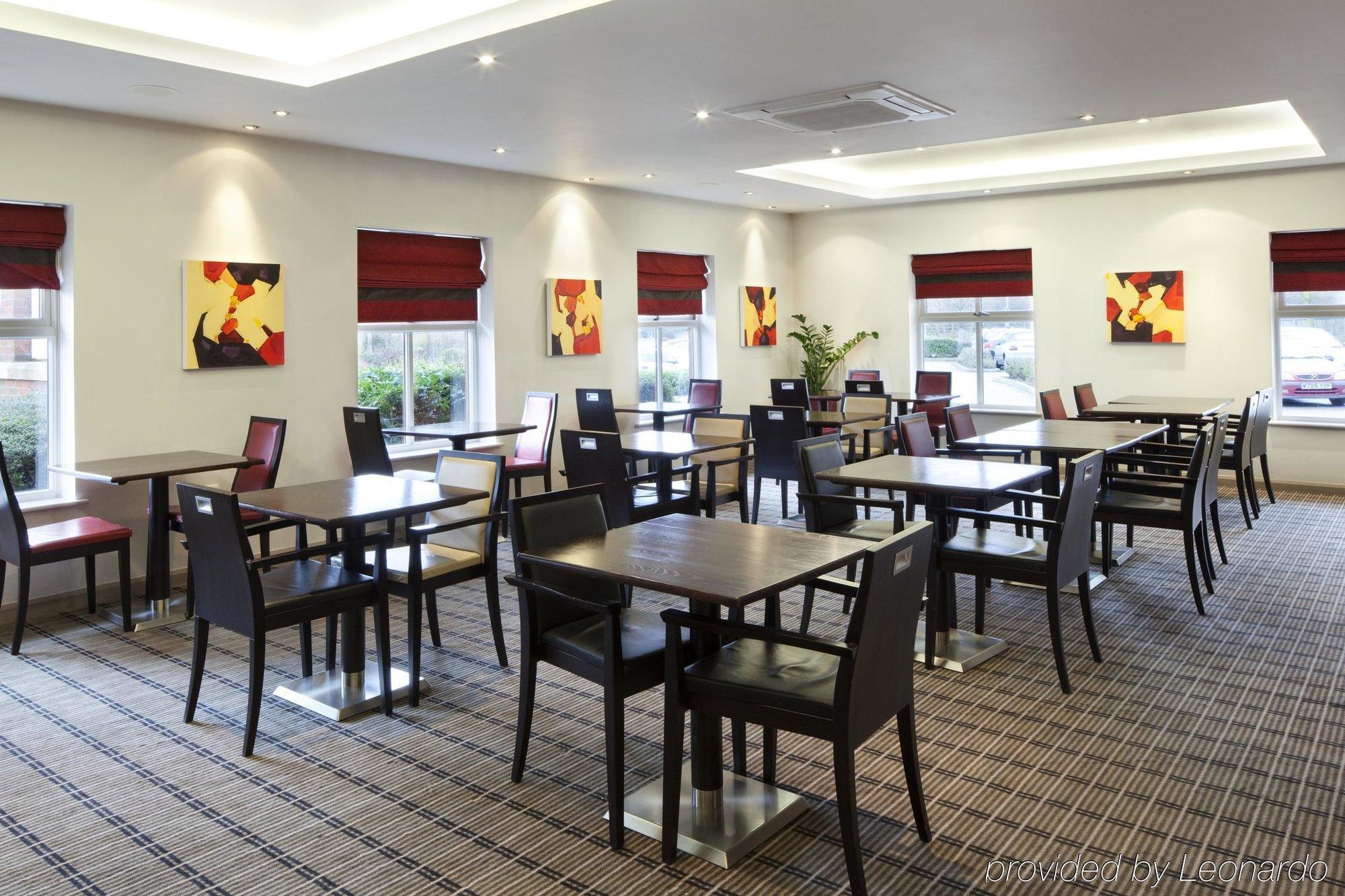 Holiday Inn Express Birmingham Oldbury By Ihg Zewnętrze zdjęcie
