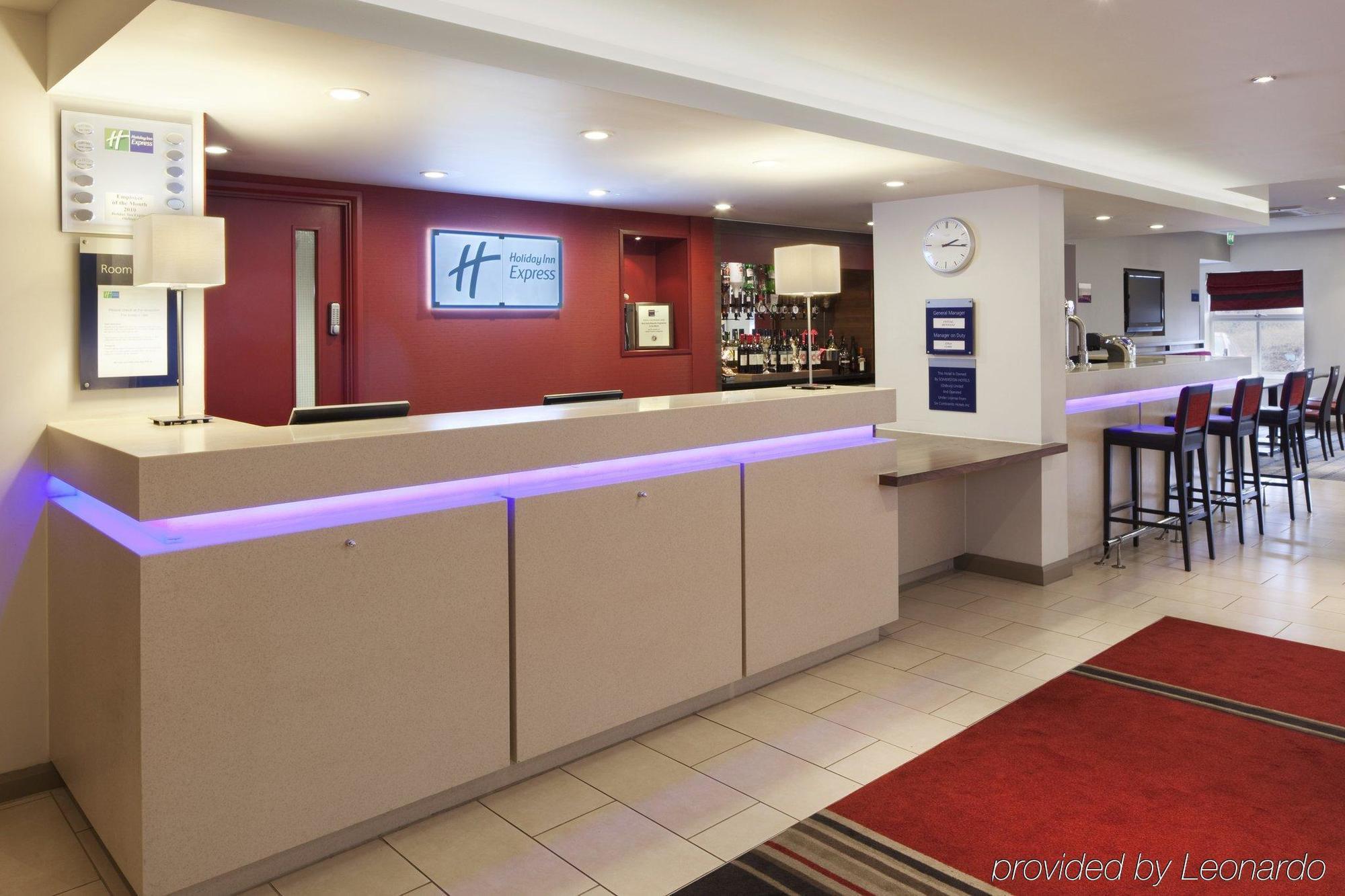 Holiday Inn Express Birmingham Oldbury By Ihg Zewnętrze zdjęcie